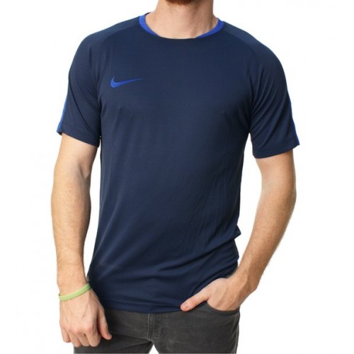 Футболка Nike